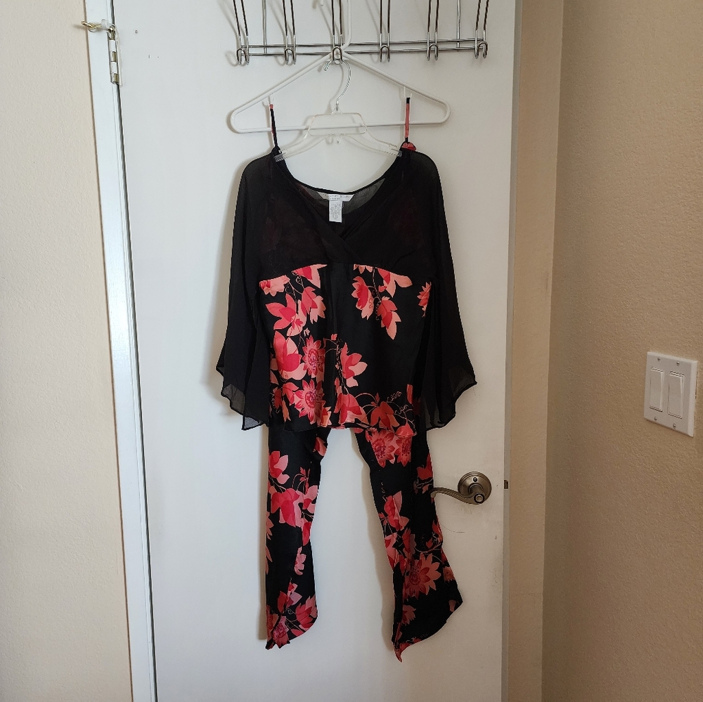 August Silk In timates Lady Pajama Set.